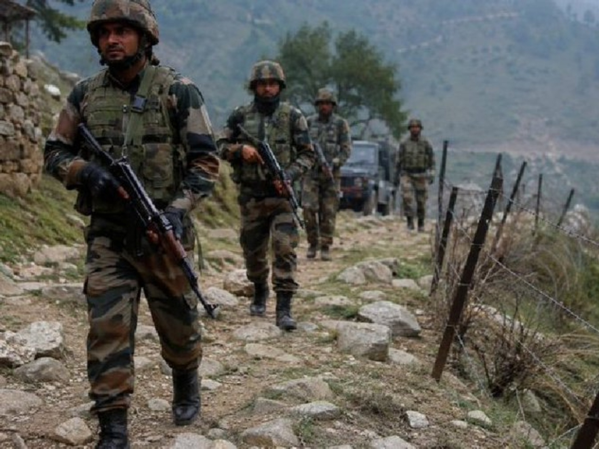 उरीतील स्फोटात विक्रम चव्हाण यांचे देशासाठी बलिदान उरीतील स्फोटात विक्रम चव्हाण यांचे देशासाठी बलिदान