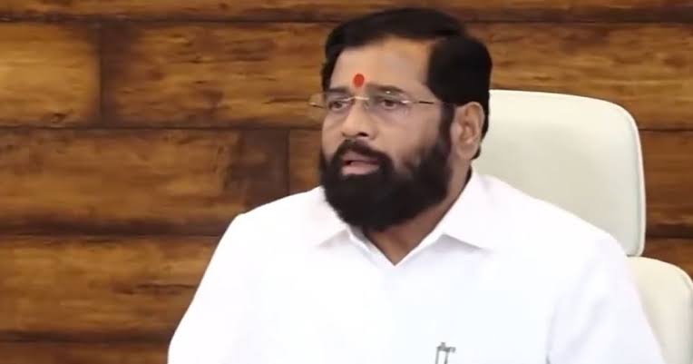 महाबळेश्वरच्या धुक्यात उपमुख्यमंत्री एकनाथ शिंदेंची ट्रॅक्टर सफर महाबळेश्वरच्या धुक्यात उपमुख्यमंत्री एकनाथ शिंदेंची ट्रॅक्टर सफर
